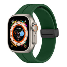 Lade das Bild in den Galerie-Viewer, Silikon-Uhrarmbänder mit Magnet Verschluss für Deine iWatch, Watch8, Apple Watch
