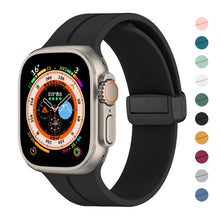 Lade das Bild in den Galerie-Viewer, Silikon-Uhrarmbänder mit Magnet Verschluss für Deine iWatch, Watch8, Apple Watch
